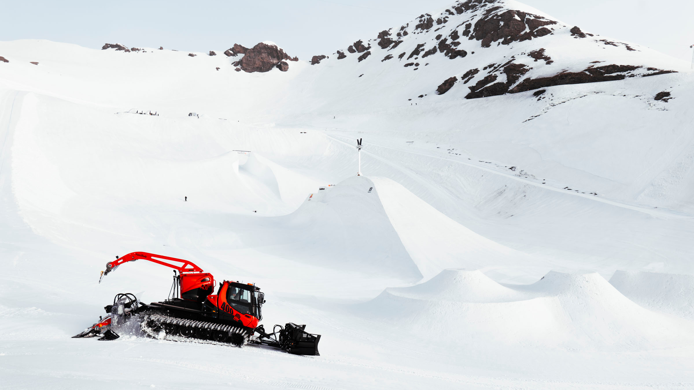 PistenBully - Snow groomers - PistenBully